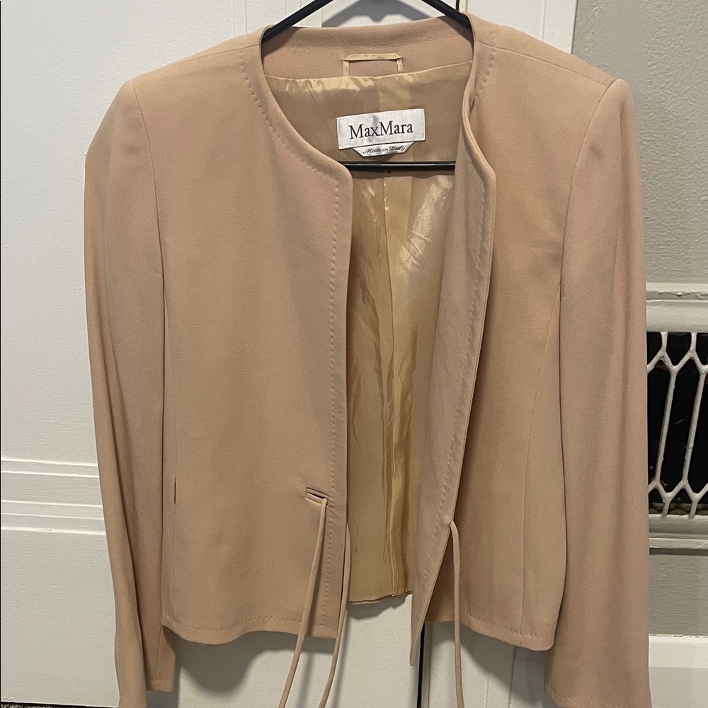 MaxMara Women's Beige Blazer